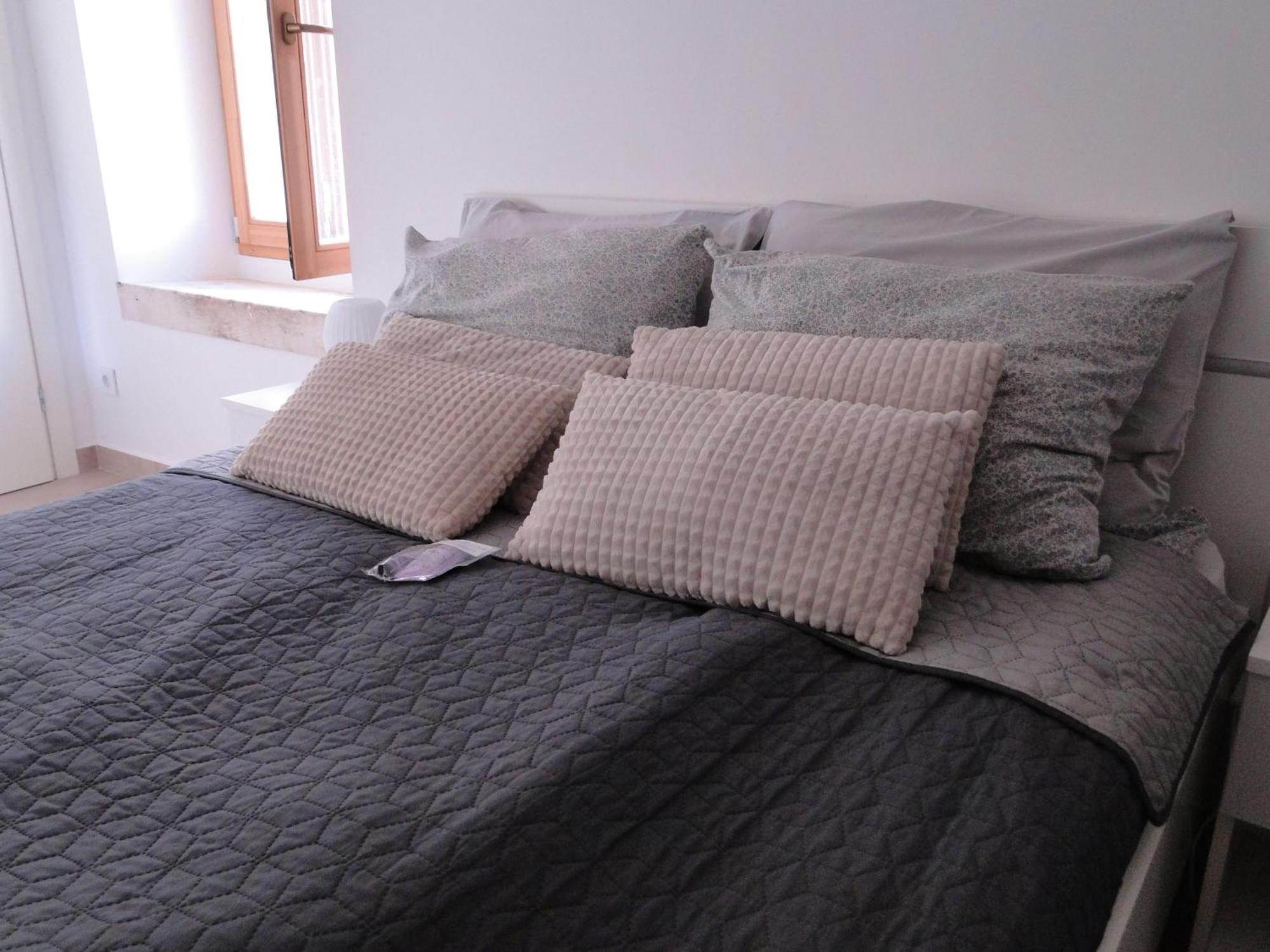 Heritage Apartments Kyra & Fox In Pitve, Hvar Exterior foto